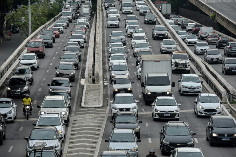 Embouteillage sur une autoroute de Sao Paulo lors d'une grève des transports, le 28 novembre 2023 au Brésil (AFP - Nelson ALMEIDA)